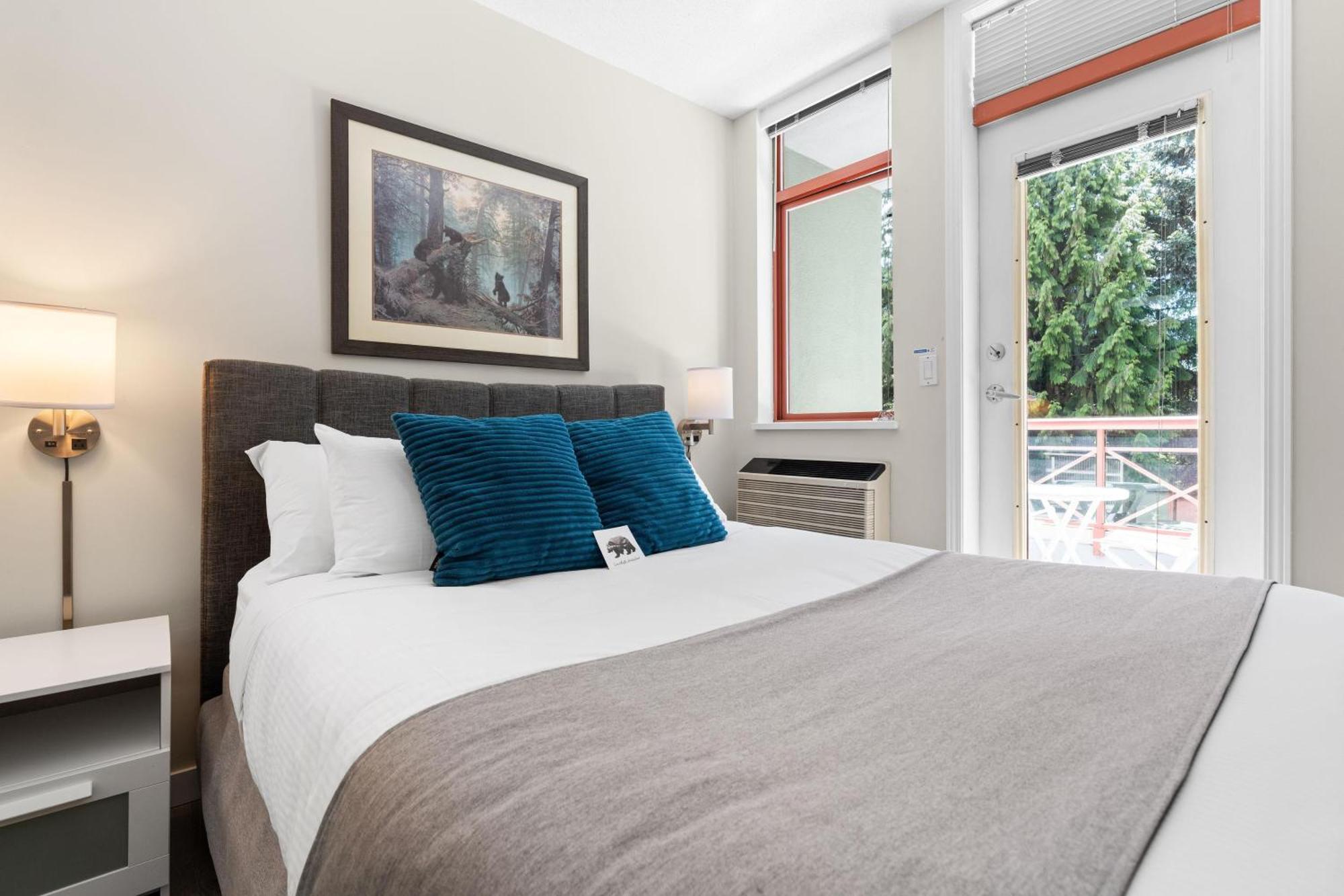 Alpenglow Lodge Bear Wonder One Bedroom By Mva วิสต์เลอร์ ภายนอก รูปภาพ