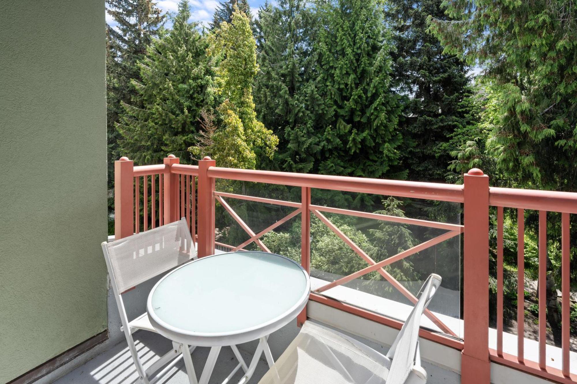 Alpenglow Lodge Bear Wonder One Bedroom By Mva วิสต์เลอร์ ภายนอก รูปภาพ
